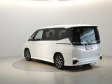 U-CARの販売だけでなく、自動車保険・生命保険・携帯電話の販売も行っております