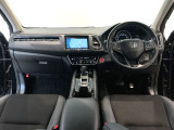 【前方視界】開放的な前方視界!運転がしやすく疲れにくいです♪窓が大きく、見通しがとっても良いおクルマですよ♪