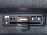 ■【ETC車載器】が装備されています。セットアップをしてお渡しとなり、ETCカードを差し込むだけで高速道路の利用が可能です。