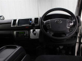 運転席廻りです。