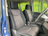 ドライバーによって運転しやすいポジションは異なり、あの車はどうなのか不安なこともありますよね。気になるお車は店頭で乗り込んでご確認いただけます♪