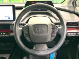 【純正革巻きステアリング】上質な革を使用することで、手にしっかり馴染みとても運転しやすいハンドルです♪