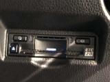 【ETC2.0装着車】カーナビと連携させることで全国の「ITSスポット」と双方向通信し渋滞を回避するルートを案内します。情報配信を受けるたびに最速のルートを再検索。料金所もストレスなく通過できます。