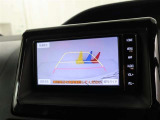 ☆バックモニター付きです!車庫入れなどでバックする際に後方確認ができて便利です。車庫入れが苦手な人もこれで安心。