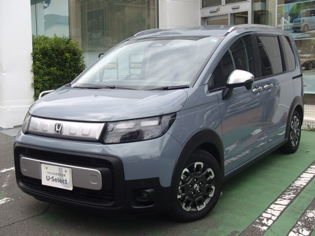 フリード 1.5 クロスター
