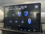 ホンダコネクト対応純正ナビを装備しております!ナビの使いやすさはもちろん、Bluetooth接続など充実のオーディオ機能でお出かけはもちろん、通勤や買い物など普段のドライブも楽しめます♪