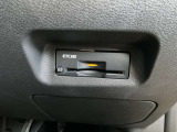 もちろん料金所もスムーズに通過できるナビ連動ETC2.0ユニットがあります