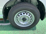 タイヤホイールもきれいです