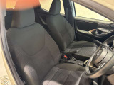 運転する人の体をしっかり支えるシート!