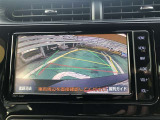 ★バックモニター★後退時に車両の後ろ側を画面に表示します。車庫入れなどでバックする際に後方確認ができ便利です。車庫入れが苦手な人もこれで安心。