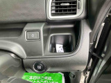 安全安心な走行のために、納車前には小さなクルマを知り尽くしたエキスパートが基本性能に関わる機能や状態を徹底的に点検しています。