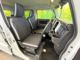 運転席シート廻りは使用感も少なく、良好な状態となっています。丁寧に使われていたことがよくわかりますね。