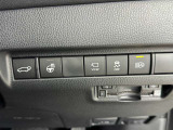 ハンドルヒーターなど様々な便利な充実してる装備がついております!