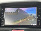 ドライブレコーダーの映像。ナビのモニターに前後の映像を映し出せます