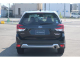 0次安全とは車の基本設計を工夫し安全性を高めて事故に遭わないための考え方です。そのためスバルの車は視界設計やドライビングポジションなど細部までこだわり抜いて作られています。