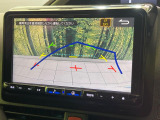 【バックカメラ】駐車時に後方がリアルタイム映像で確認できます。大型商業施設や立体駐車場での駐車時や、夜間のバック時に大活躍!運転スキルに関わらず、今や必須となった装備のひとつです!