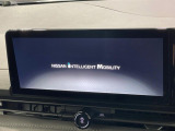 【純正12.3型ナビ】人気の純正ナビを装備しております。ナビの使いやすさはもちろん、オーディオ機能も充実!キャンプや旅行はもちろん、通勤や買い物など普段のドライブも楽しくなるはず♪