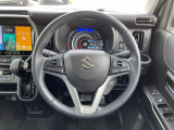 【純正革巻きステアリング】上質な革を使用することで、手にしっかり馴染みとても運転しやすいハンドルです♪