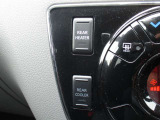 こちらの車には、日産U-CARSの基本保証として、ワイド保証がつきます。保証は、なんと一年間走行無制限。こちらの保証は、全国の日産販売会社で受けることができるので、安心です。