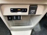 ETC車載器付きです。高速道路の料金所もスムーズに通過できます。