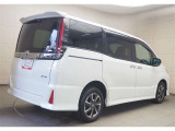 走りにこだわりながら収納力も持ち合わせたお車です。荷物を載せて軽快なドライブを楽しめますよ♪