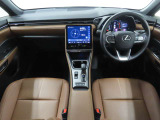 【内装】レクサスは内装のデザイン、材質等にまで拘っています。一度実車をご覧ください!