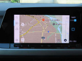 ディスカバーメディア搭載。「VW Connect」というeSIMが内蔵された画期的なシステムです。地図データなど自動で情報を更新することができるのが大きな魅力。なお、CD/DVDは廃止されてます