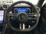 握りやすいハンドルの形状をしておりますので、お客様の運転をサポートしてくれます!