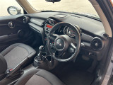 ◆LIBERALAは、輸入車選びの新たなスタイルを提案するインポート・セレクト・ブランドです。オーナー様となる方がクルマから直接感じる感性を第一にした、最良の一台との出会いをコーディネートいたします。
