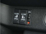 ◆両側電動スライドドア◆狭い駐車場でも乗り降りが楽々♪お子様が隣の車にドアを当ててしまう心配もございません!小さなお子様連れの方もこれで安心。