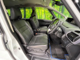 運転席シート廻りは使用感も少なく、良好な状態となっています。丁寧に使われていたことがよくわかりますね。