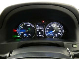 視認性の良いスピードメーターですね。夜も見やすく表示されますので運転が楽しくなります。