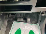 納車前にはプロのメカニックが点検、整備を行いますので安心してお乗り頂けます!!