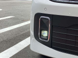 【LEDヘッドランプ】鮮やかな白色光で、クリアな視界を確保するLEDヘッドランプ装備♪