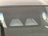 安心装備のスマートアシスト付きです☆ フロントガラス上部のステレオ式カメラで安全運転をサポートしてくれます☆