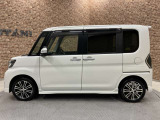 ■充実のアフターサービス■ 車の販売はもちろん、自社整備工場・自社鈑金工場・オイル交換&点検専門店舗を完備しておりますので納車後もお客様のカーライフをトータルでサポートいたします。