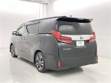 荷物をたっぷり載せて広々ドライビング♪夏でも冬でも、アウトドアやショッピングを思い切り楽しみましょう!