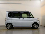 この度は、当社の展示車をご覧いただきまして、誠に有難うございます。自信をもってお勧めできる車となりますので、ごゆっくりご覧頂きたいと思います。