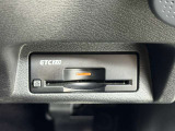 今では必需品のETCもパネルデザインにフィットするビルトインタイプなので、見た目もスッキリとしています