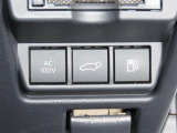 パワーバックドア付き。運転席から離れることなく車両後方のバックドアを自動で開閉できます。