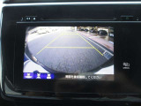 バックガイドモニターで、後方を確認しながら安心して駐車することができます。運転初心者も熟練者も必須の機能ですよ!