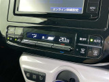 オートエアコンで快適な室内です。