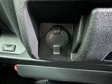 シガーソケット用の充電器が使用可能です!
