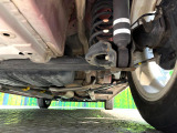 お車を安心してお乗りいただく為には、足回りの定期点検が欠かせません。サービスサポート(有償保証)では無料点検もご提供しており、安心のカーライフをお過ごしいただけるサポート体制が整っています。