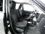 【内装クリーニング】室内は、トヨタの自動車クリーニング&ldquo;まるまるクリン&rdquo;を施工済です!シートはもちろん床面も、すっきりキレイ♪自信の仕上がりを、ぜひご覧下さい!!