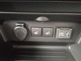 運転席・助手席シートヒーター付きです。ディスプレイオーディオ接続用USB端子も付いております。