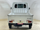 冬の雪道・山坂道にも安心の4WD