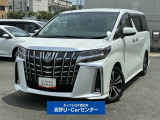 いらっしゃいませ。当社のアルファードをご覧いただき、ありがとうございます。お車についてのご質問やお見積りのご依頼、ご購入にあたってのご相談などお気軽にお問い合わせ下さい!