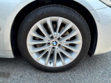 自動車保険も純正のクオリティを。BMWの正規ディーラーのみが取り扱い可能な、BMW専用自動車保険。専任のスタッフが皆様のカーライフを24時間365日サポート致します。