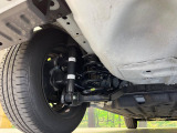 お車を安心してお乗りいただく為には、足回りの定期点検が欠かせません。サービスサポート(有償保証)では無料点検もご提供しており、安心のカーライフをお過ごしいただけるサポート体制が整っています。